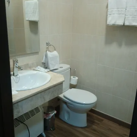 Restaurante Sostenible La Laguna Hotell 3*